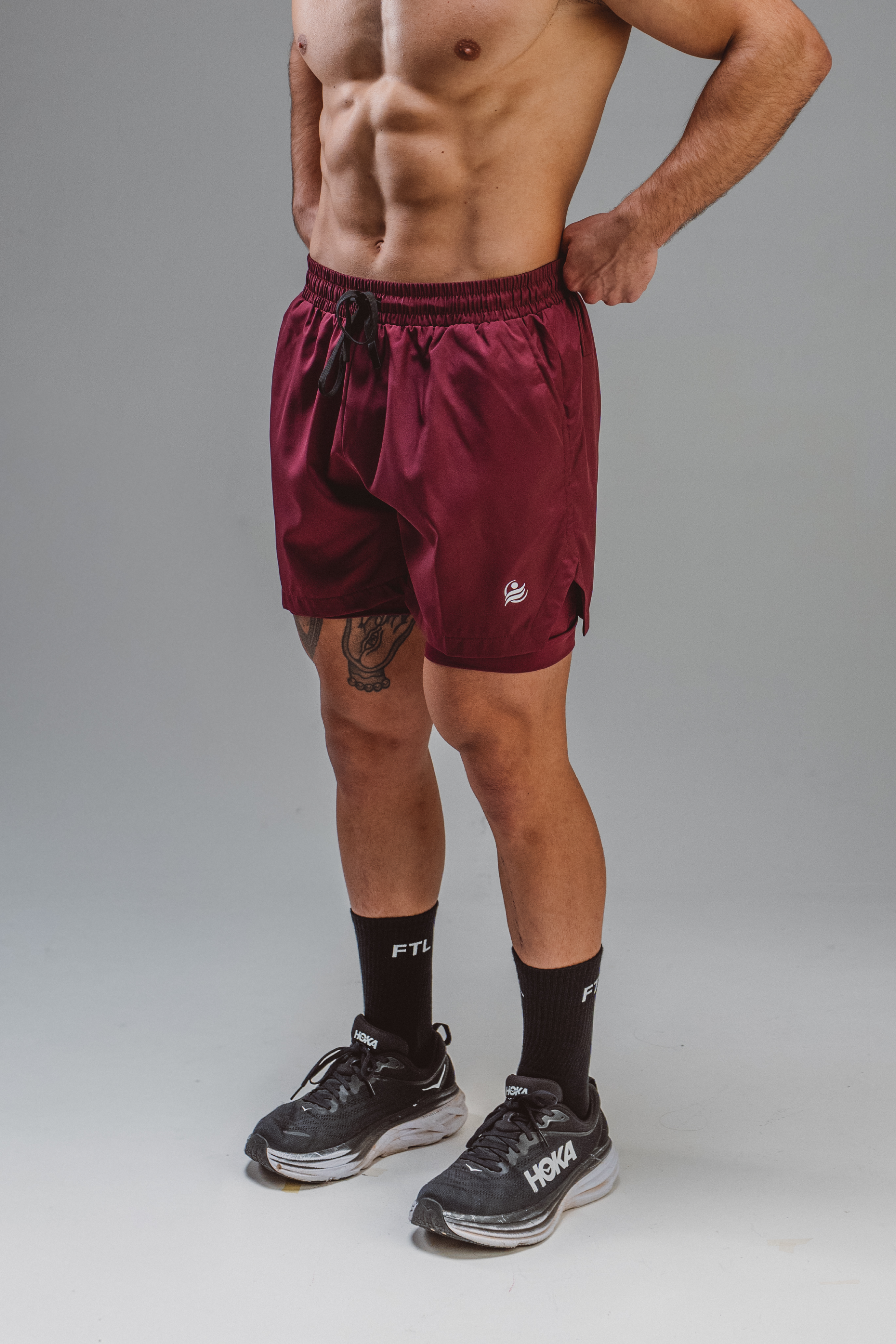 In-Form Shorts - Wine Red