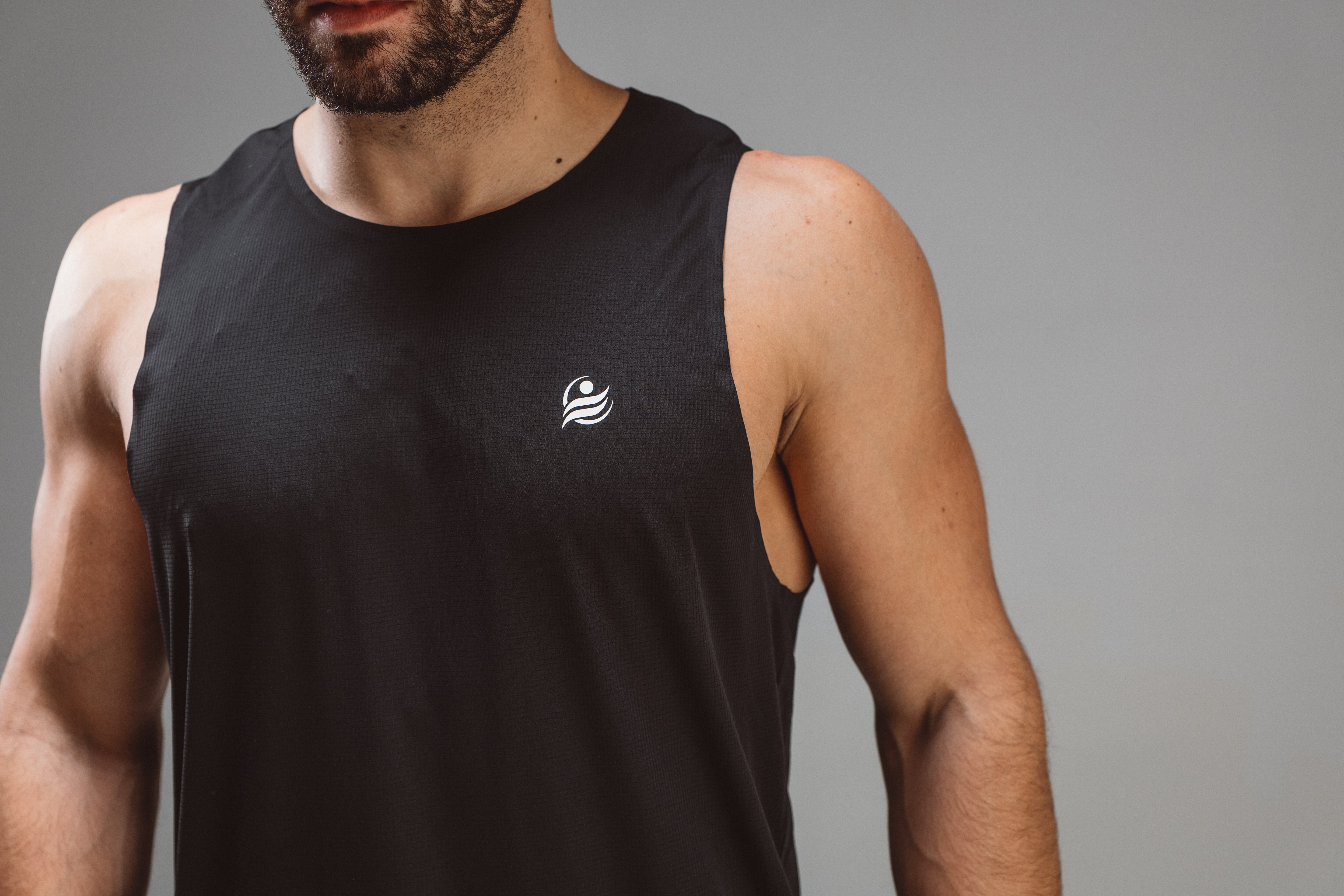 Sleeveless Lightweight Run top