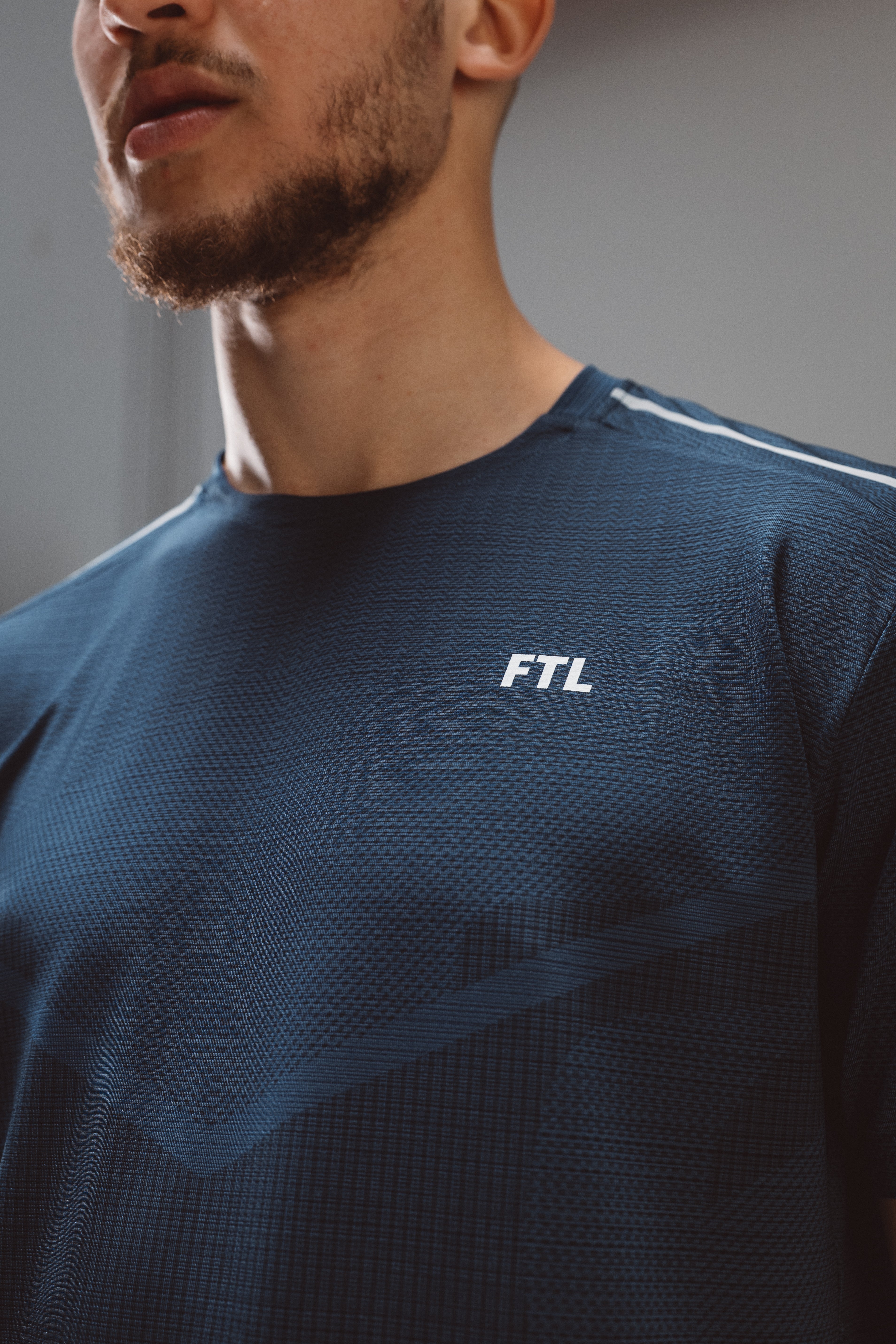 Men’s everyday compression fit t-shirt - Navy Blue