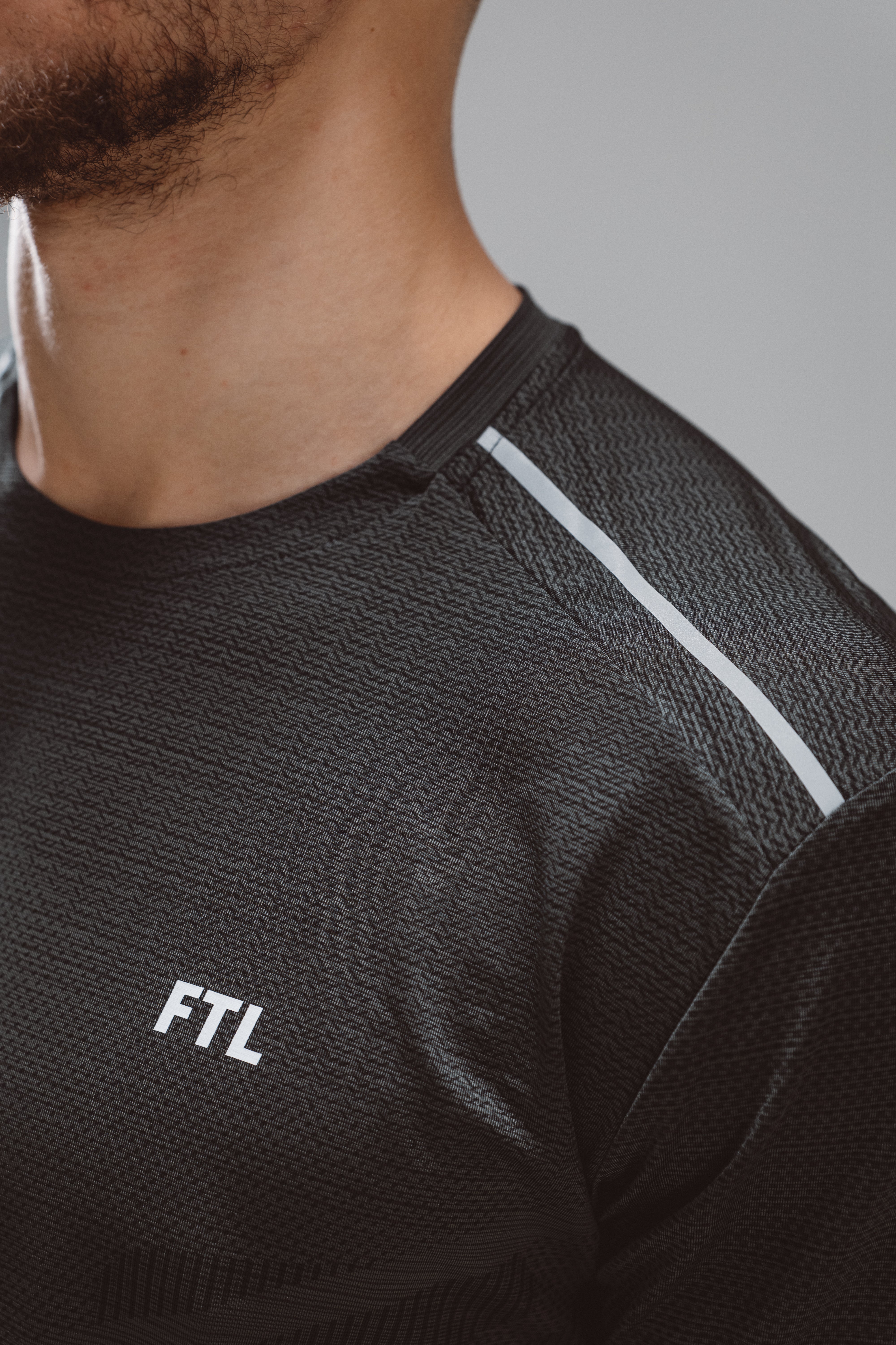 Men’s everyday compression fit t-shirt - Dark Gray