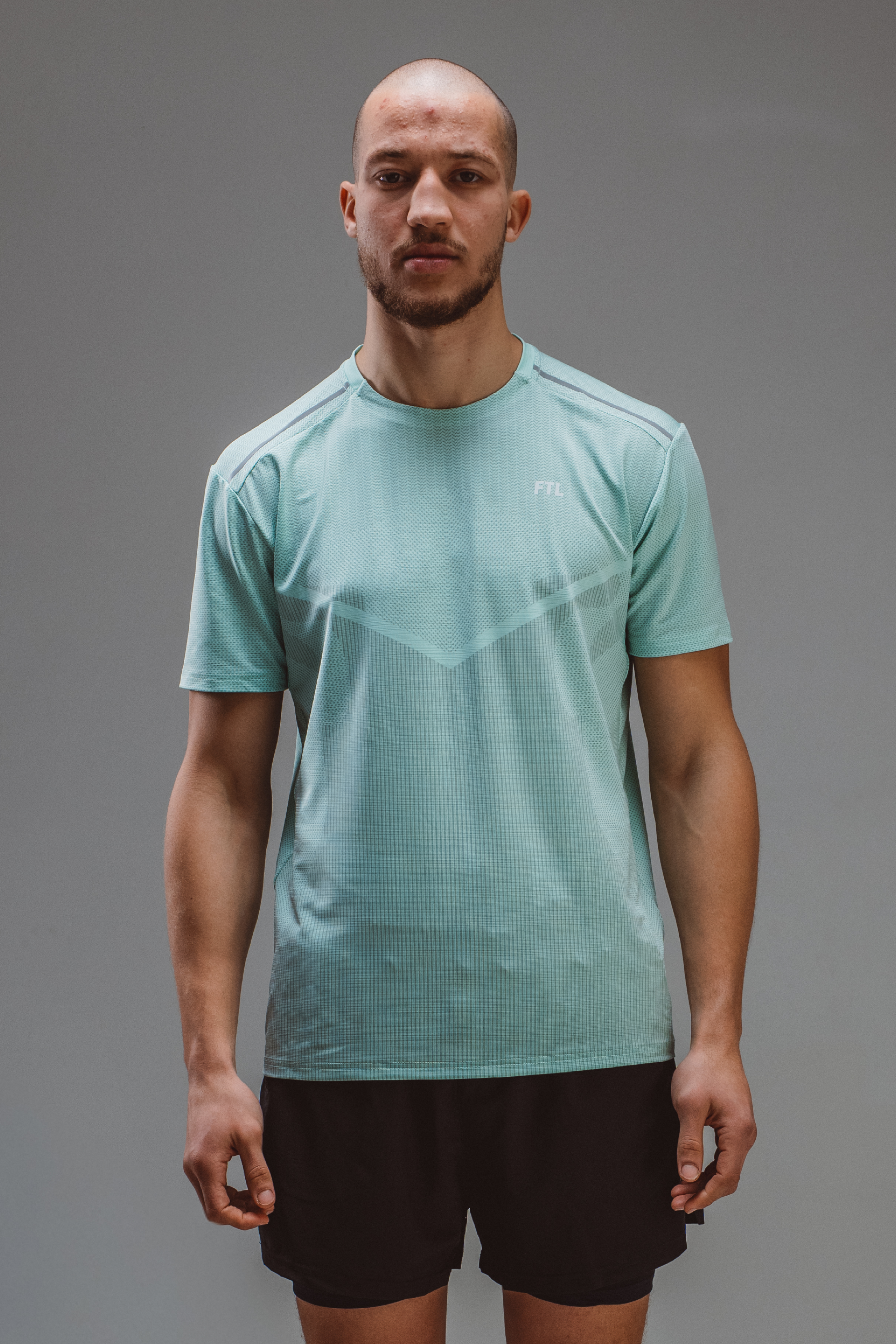 Men’s everyday compression fit t-shirt - Turquoise Blue