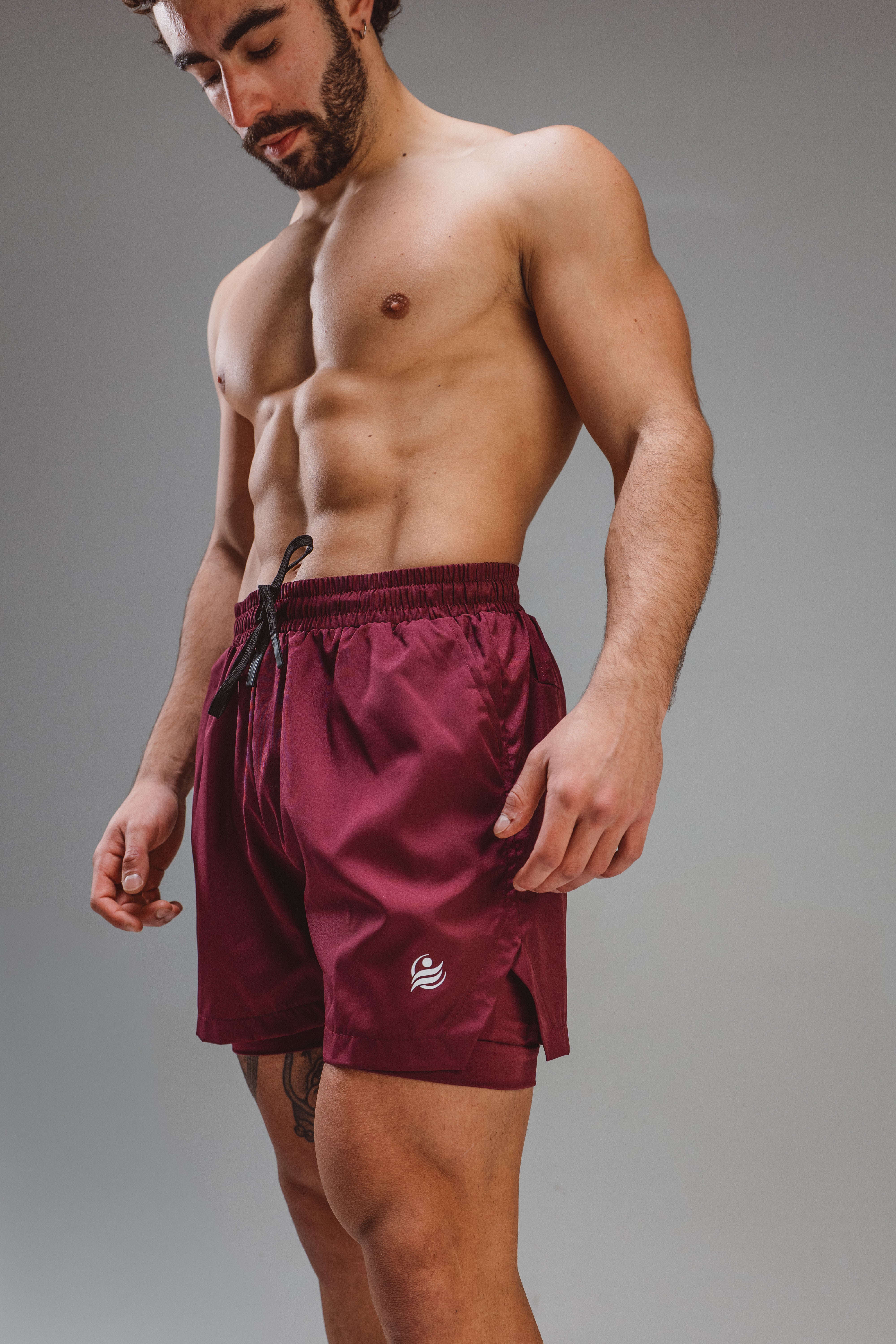 In-Form Shorts - Wine Red
