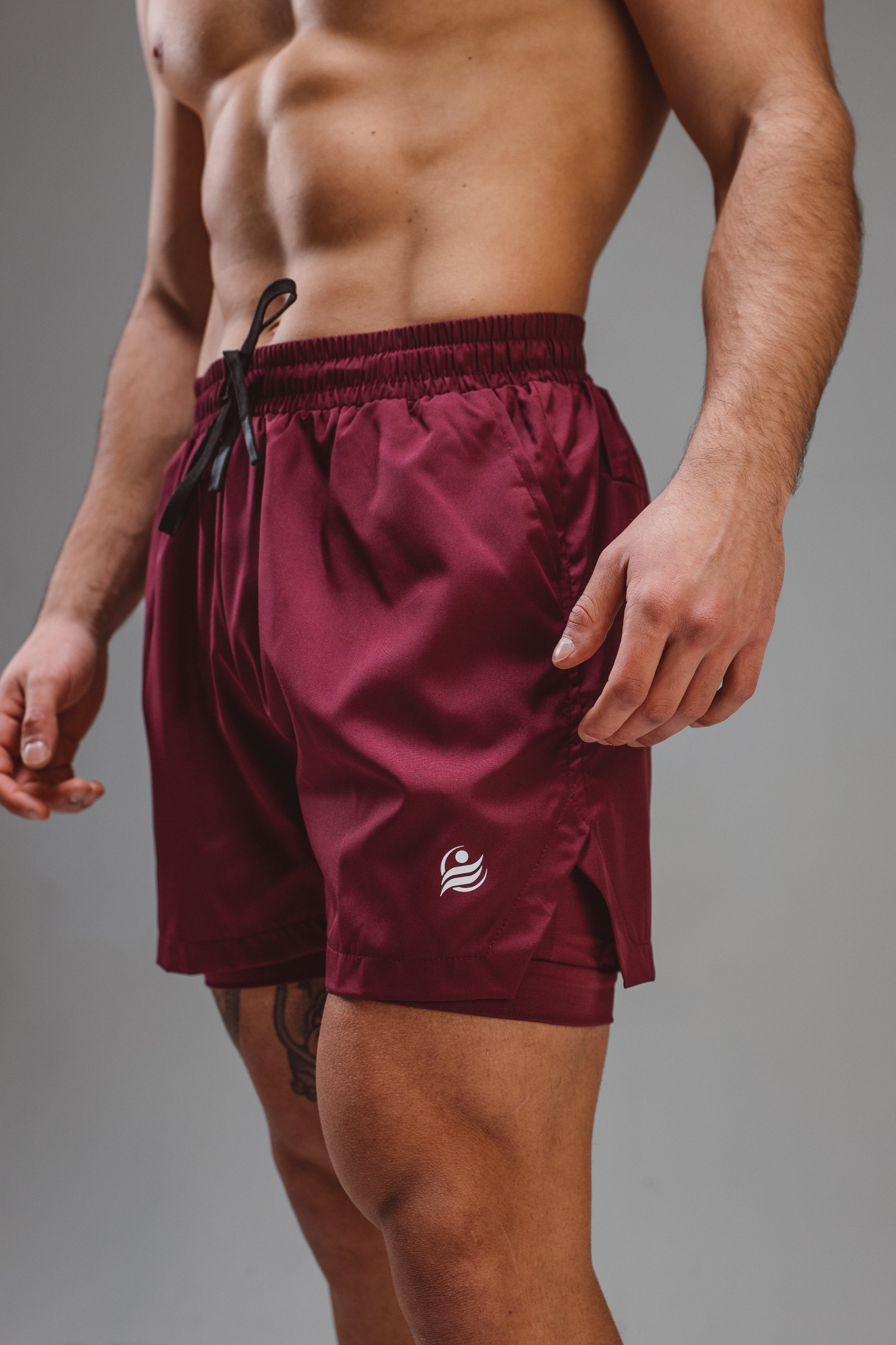 In-Form Shorts - Wine Red