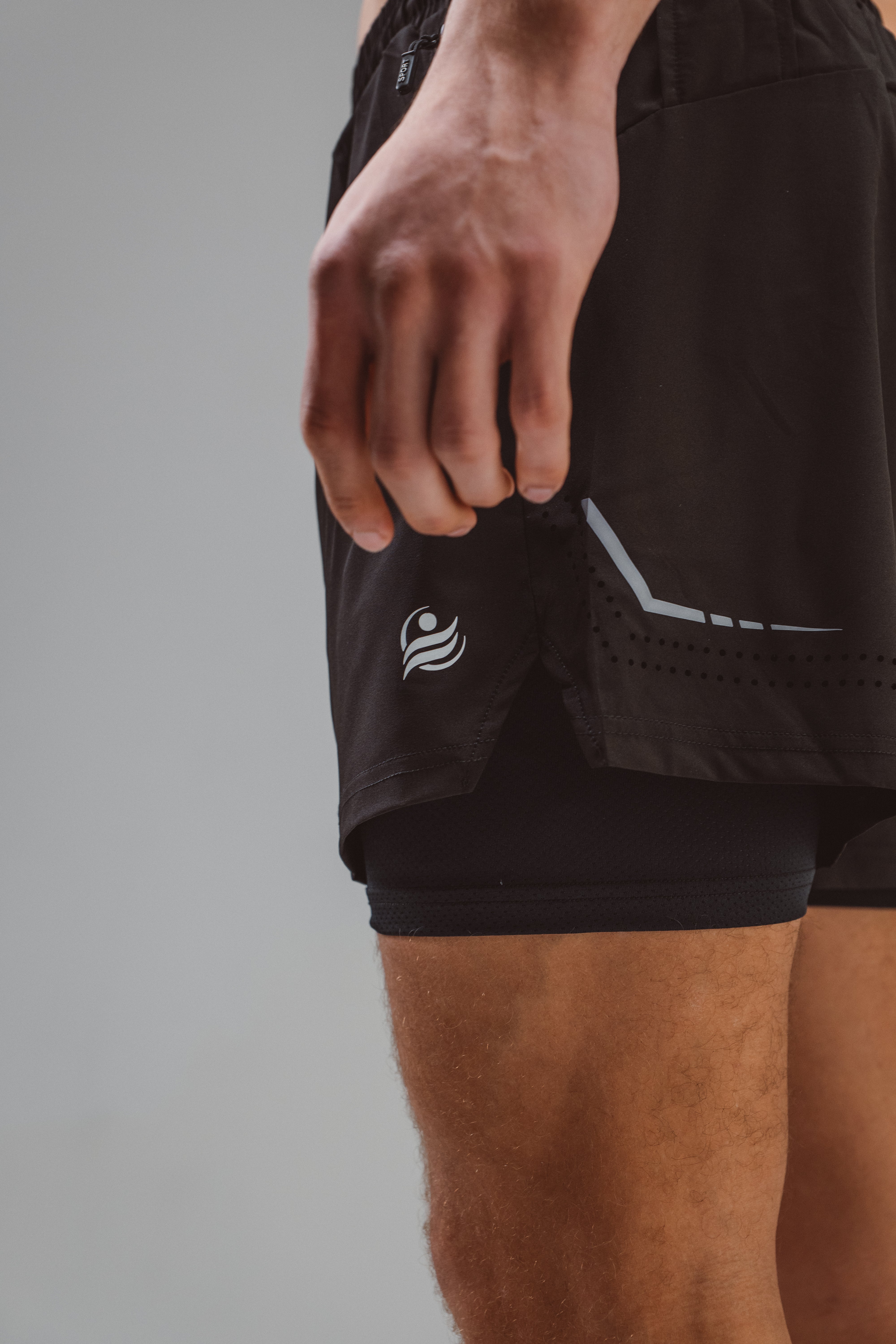 Dual Force Shorts - Black