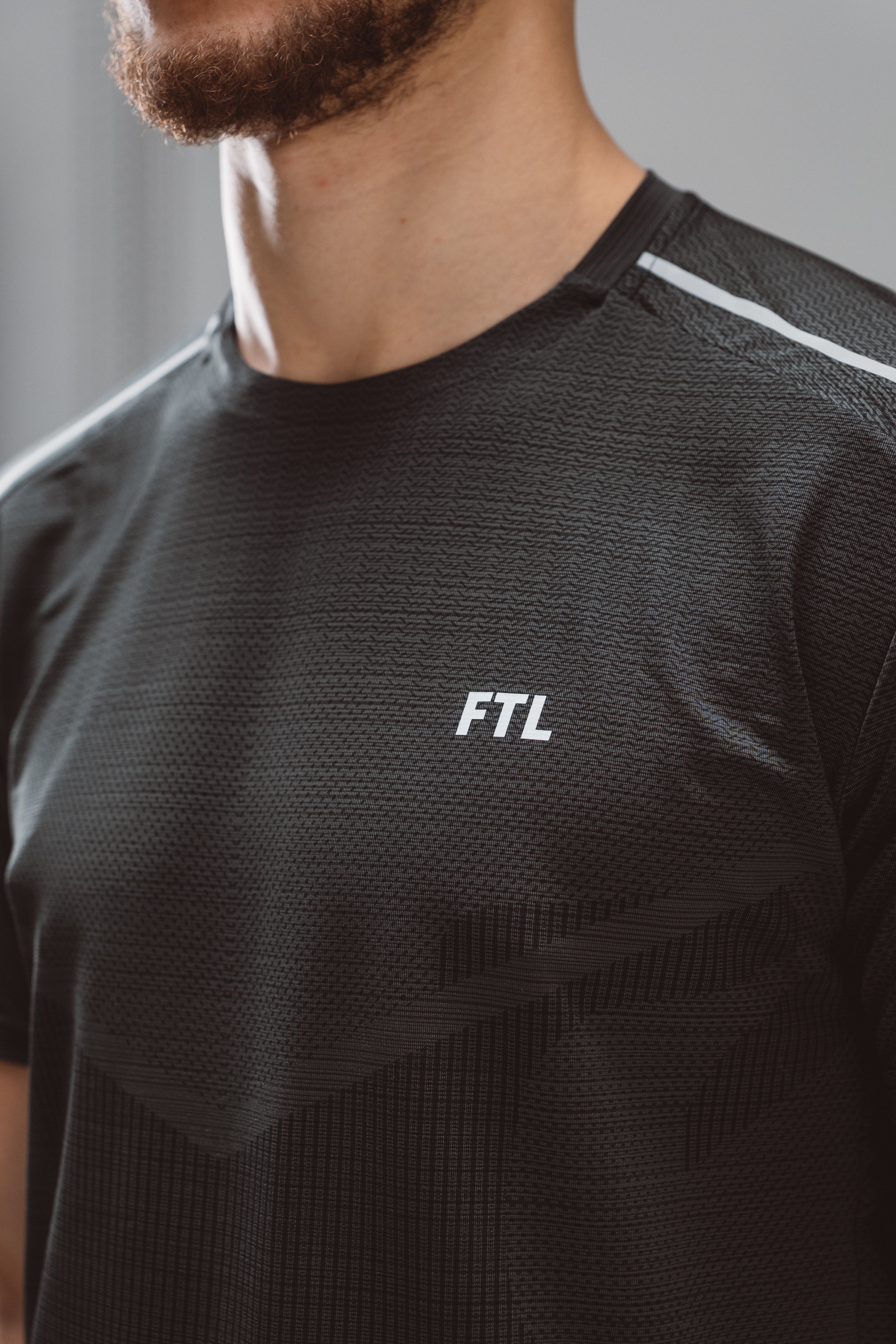 Men’s everyday compression fit t-shirt - Dark Gray