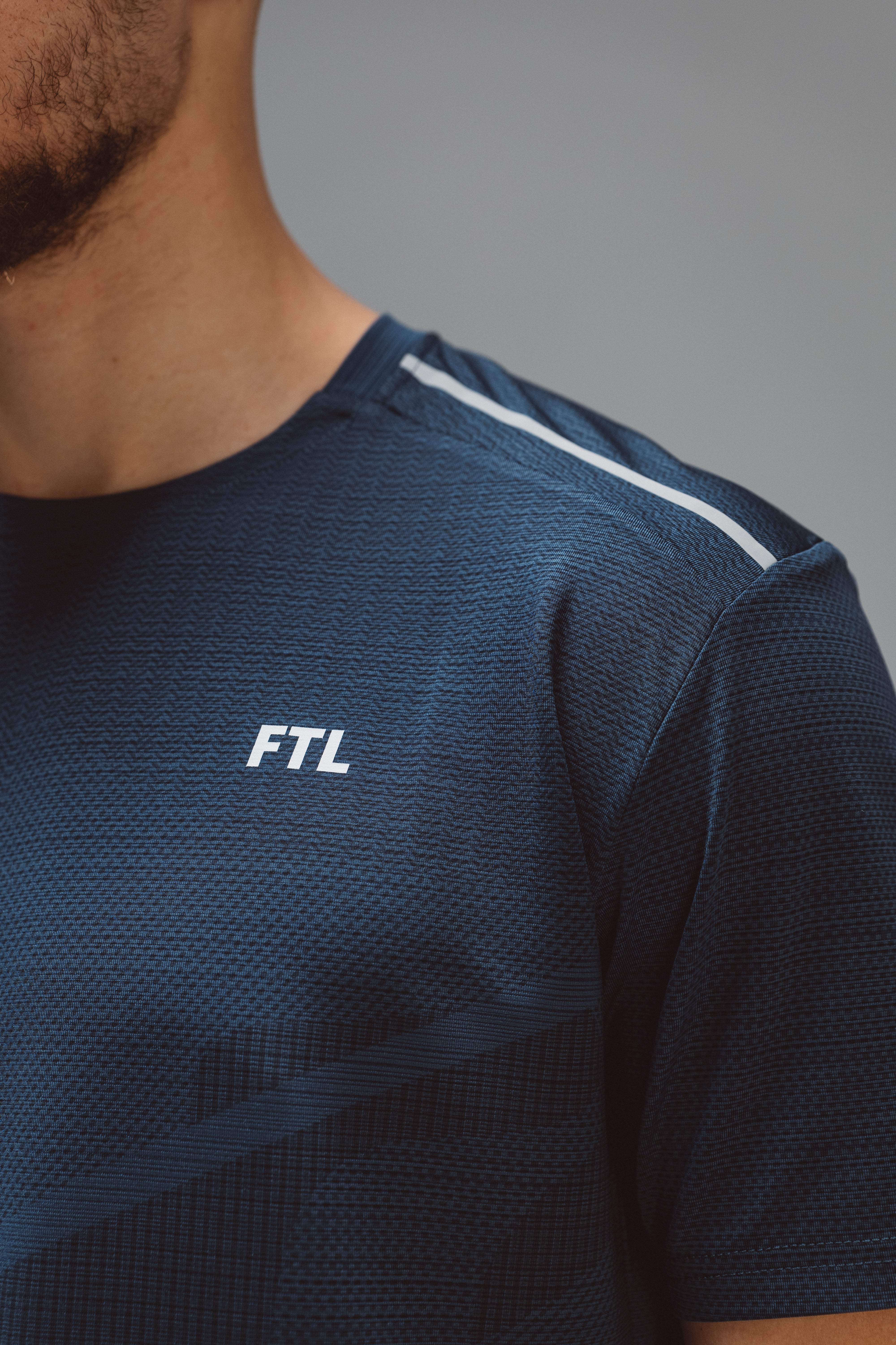 Men’s everyday compression fit t-shirt - Navy Blue