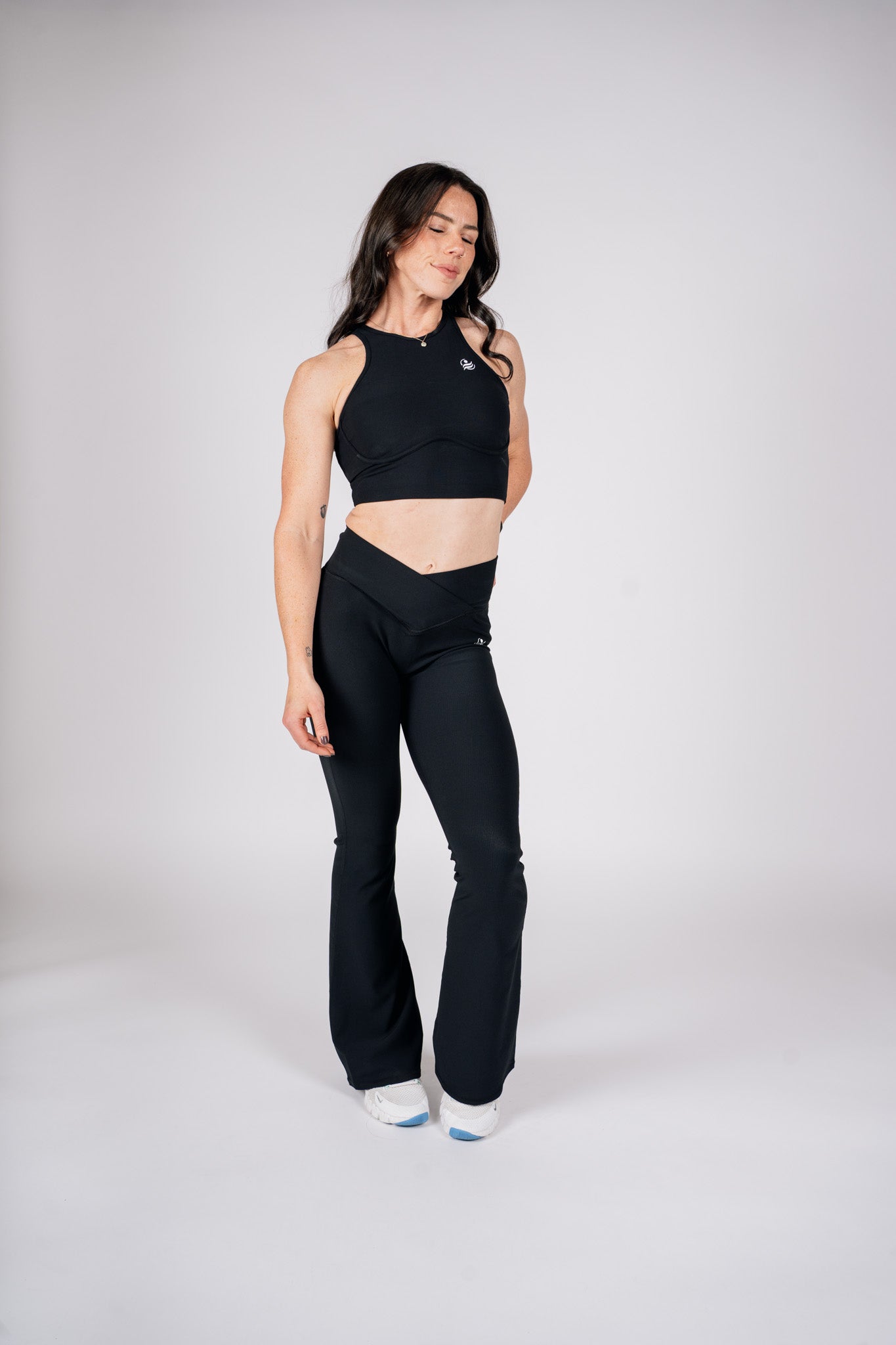 Women’s Athletic Yoga Flare Set - Black