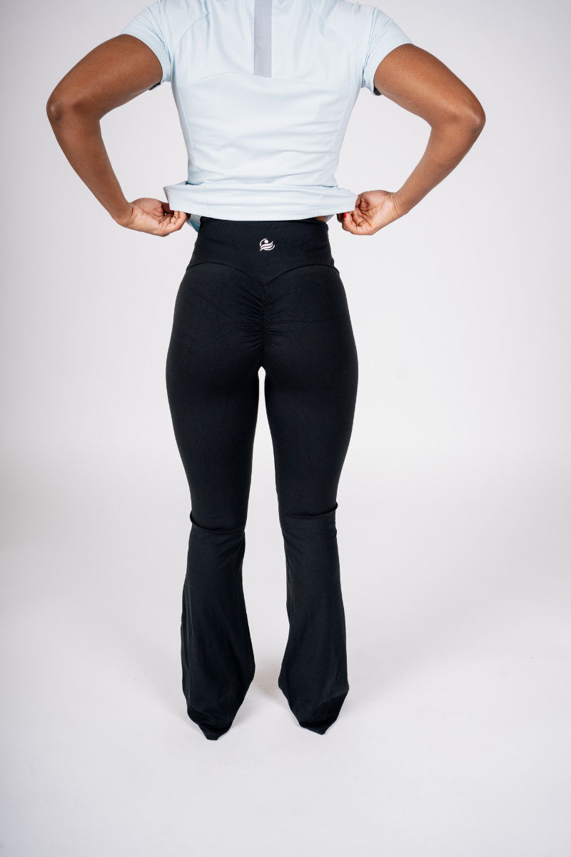 Scrunchy Flare Yoga Pants On the Go - Black