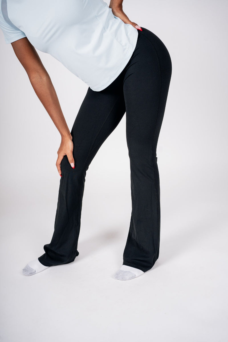 Scrunchy Flare Yoga Pants On the Go - Black